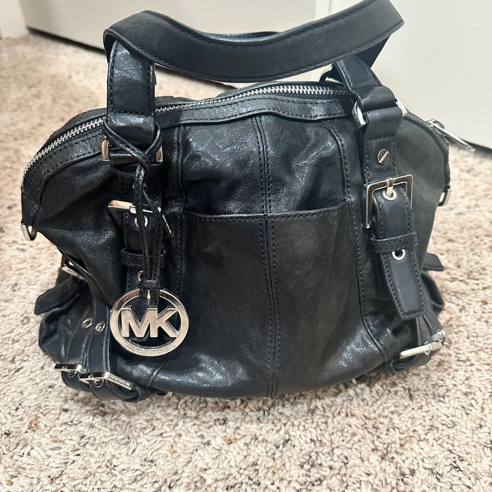 Michael Kors Black Leather Women's Hand Bag